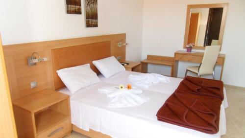 Maik Apartments