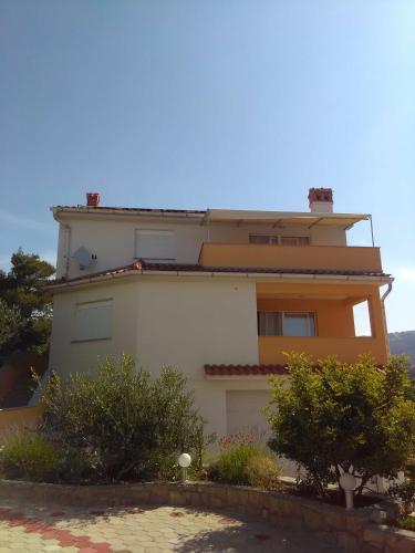 Apartments Palit
