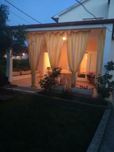 Apartamentos App Leo