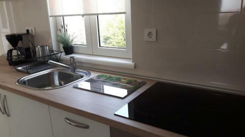 Hostal Apartmans And Rooms Petra