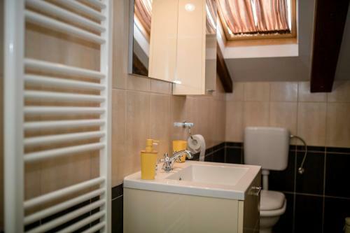 Apartmani Godini?