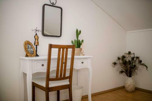 Apartmani Godini?