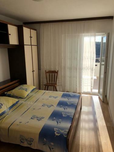 Apartments With A Parking Space Kampor, Rab - 17034