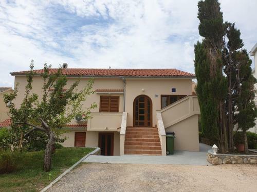 Apartments Davorka