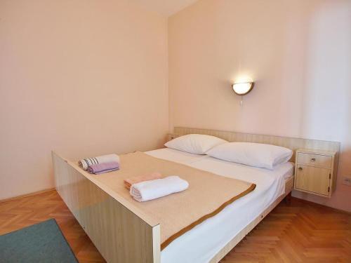 Apartments With A Parking Space Palit, Rab - 17881