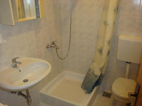 Apartment Barbat 17620c