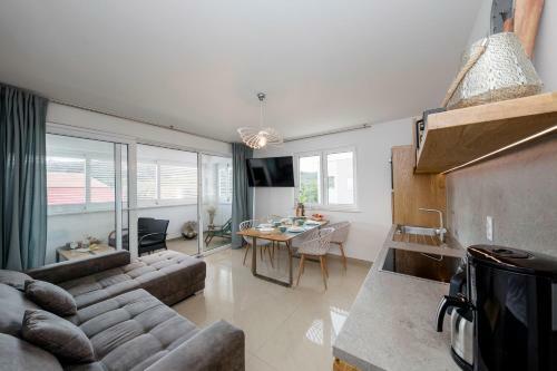 Palit 497/d, Apartment F