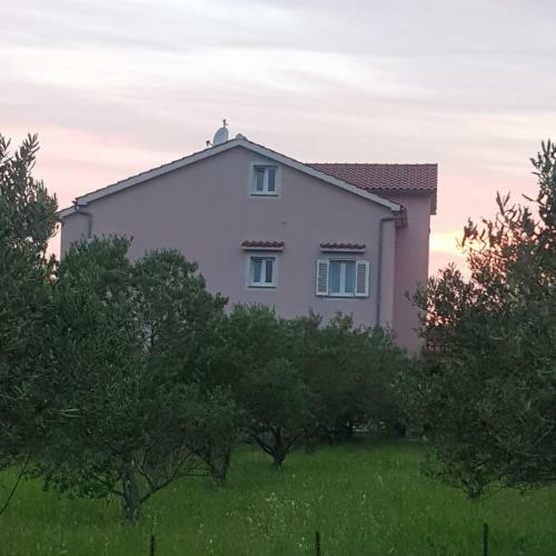 Apartments Mari?i? Rab Island