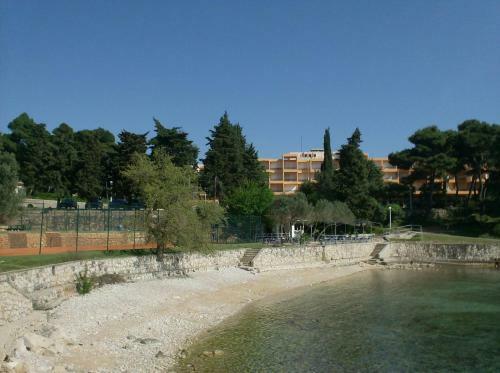 Apartments Suha Punta - Crnic