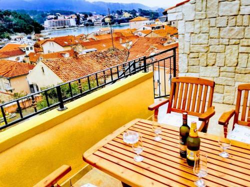 Apartamentos Lux Attic Old Town Rab