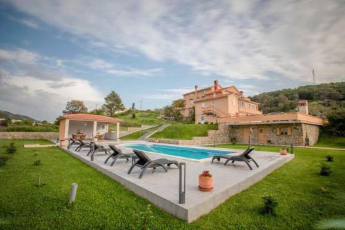 Apartments Dionis