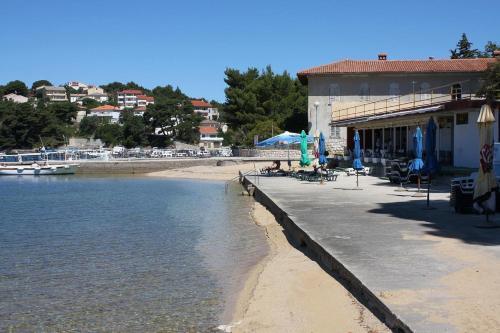 Apartments With A Parking Space Palit, Rab - 4970
