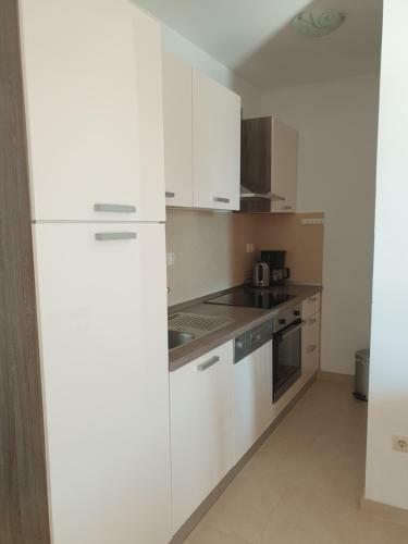 Apartmani I Sobe Jusi?