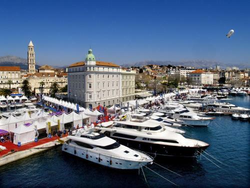 Modern Apartment Near Split & Trogir