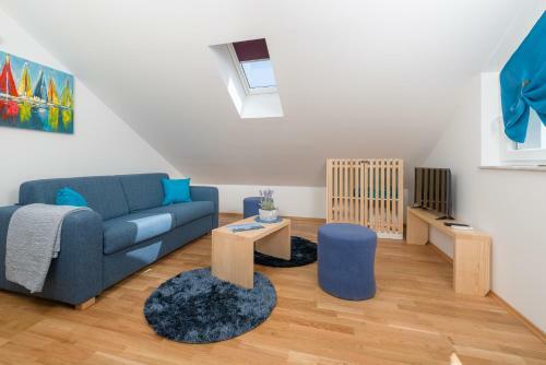 Apartments Kapo