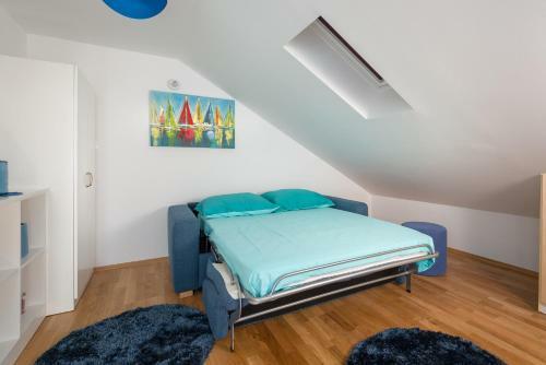 Apartments Kapo