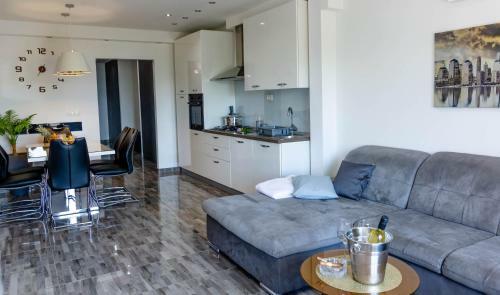 Deluxe Apartment Bellacosta