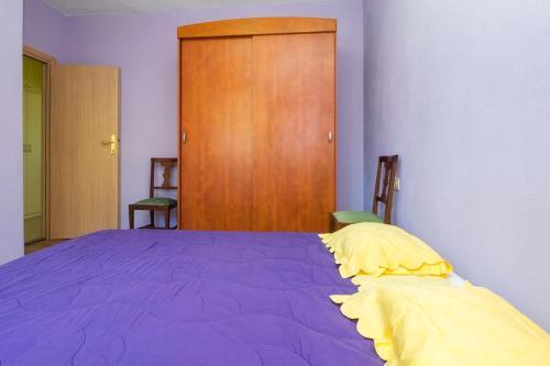 Apartments With A Parking Space Kastel Sucurac, Kastela - 12815