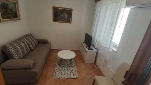 Apartman Lucijan