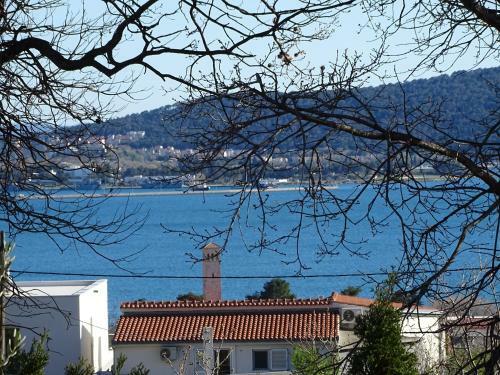 Apartamento Holiday House Dita - With The Pool And Sea View
