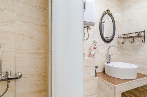 Apartamento Holiday House Dita - With The Pool And Sea View