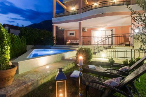 Apartamento Holiday House Dita - With The Pool And Sea View