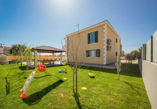 Villa Rosa Ventorum With Private Pool Near Split