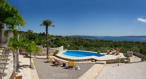 Isolated Stone House "angelo"