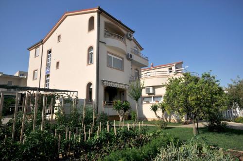 Apartamentos Villa Dra?ko
