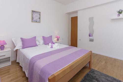 Charming Carmen Apartment
