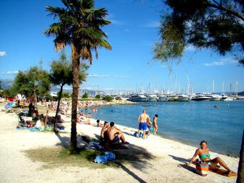 Apartamentos Kike Red