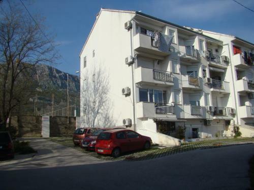 Apartamentos Kike Red
