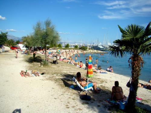 Apartamentos Kike Red