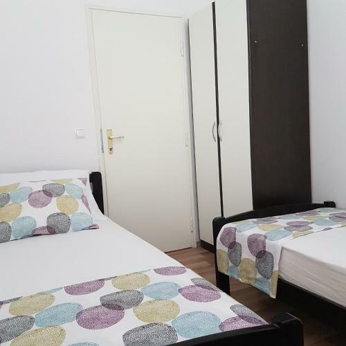 Apartment Lana Ka?tel Stari