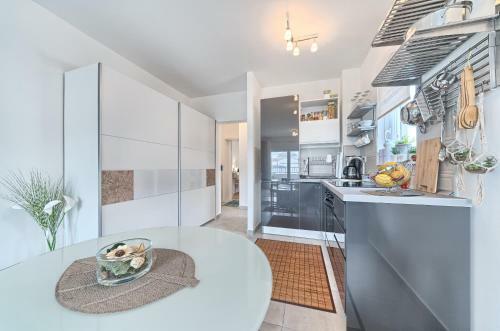 Modern Apartments With Sea View 150 Meters To Beach