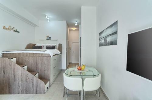 Modern Apartments With Sea View 150 Meters To Beach