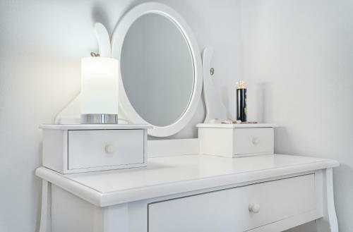 Modern Apartments With Sea View 150 Meters To Beach