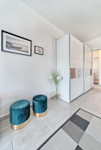 Modern Apartments With Sea View 150 Meters To Beach