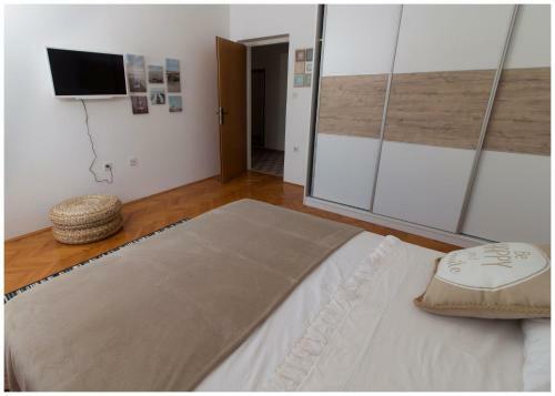 Large Apartment Between Split And Trogir