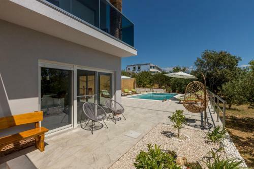 Villa Bu?ije With Private Pool