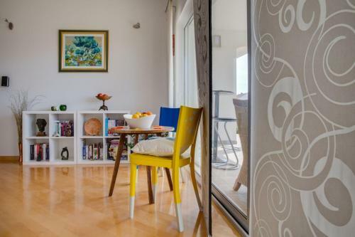 Villa Sunny Garden With Private Heated Pool