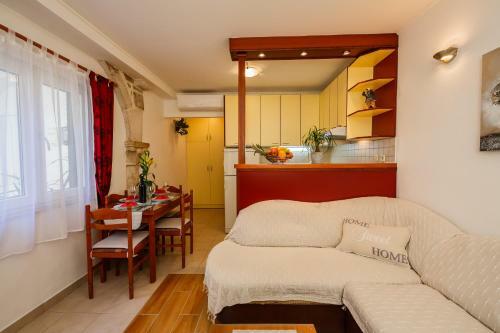 Town Square Cippico Apartment