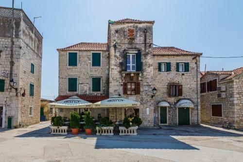 Town Square Cippico Apartment