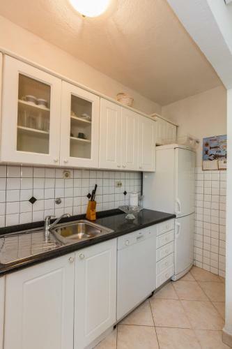 Family Friendly Apartment Kastelo