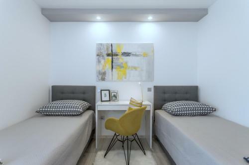Villa Ema Kastela With Private Heated Pool