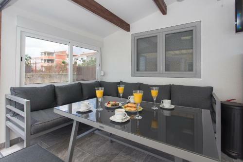 Villa Rocco Split - Luxury - Heated Salt Water Pool - Massage Jets