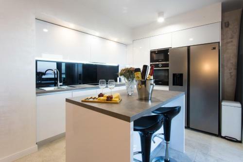 Luxury Beachfront Villa Sea Queen - Kastela