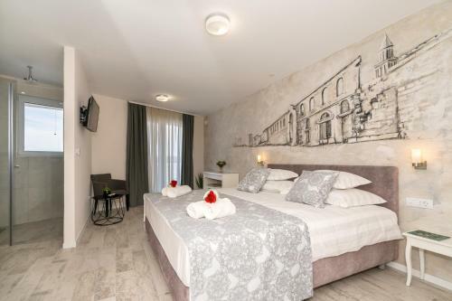 Luxury Beachfront Villa Sea Queen - Kastela