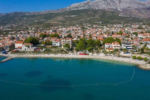 Apartments 3d By The Sea