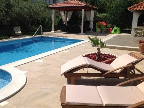 Villa Sweet-leasure-villa-stela